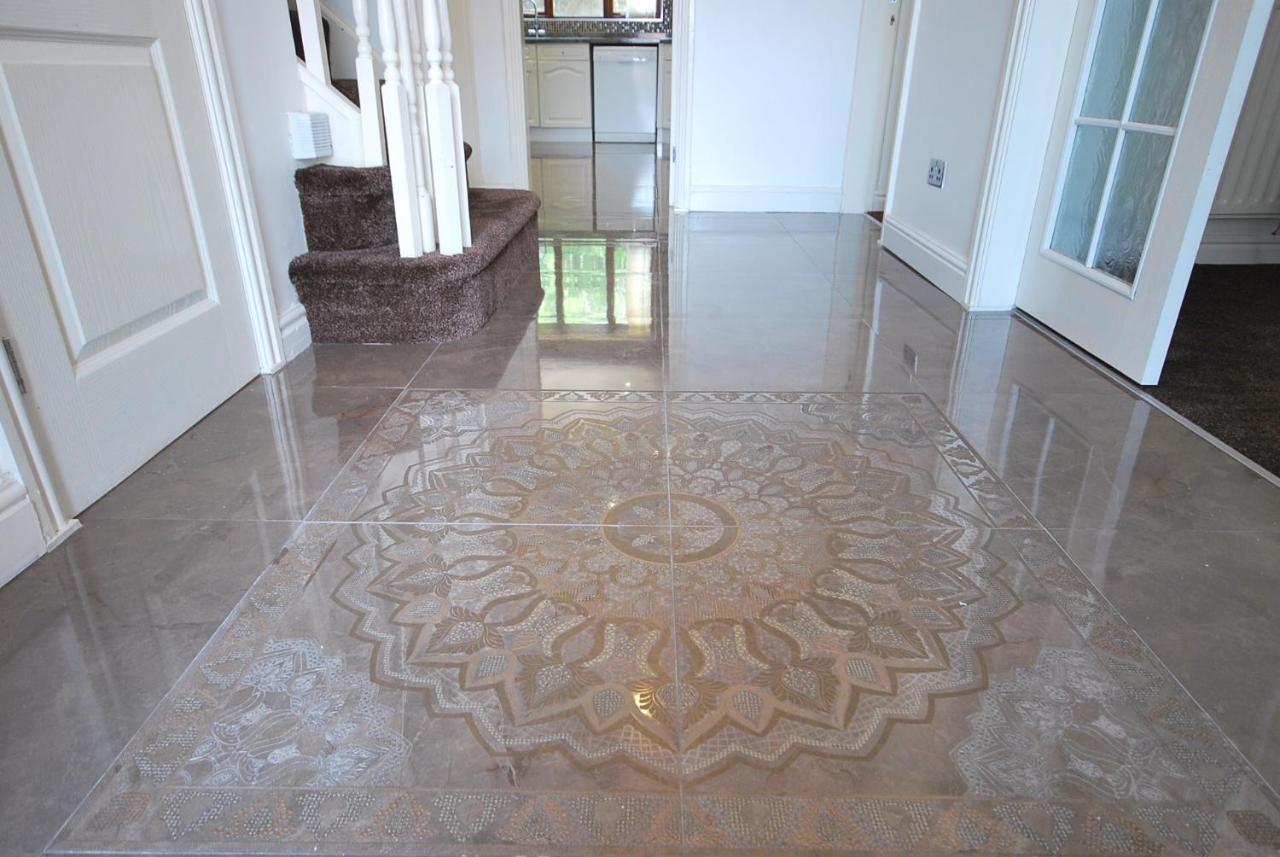 Entire And Exclusive Four Bed Detached Villa Lostock Luaran gambar